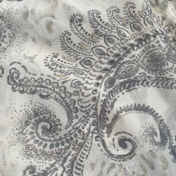 Chicos Top Womens 2 / US Large Paisley Animal Print Semi-sheer Sharkbite Hem - Picture 10 of 16